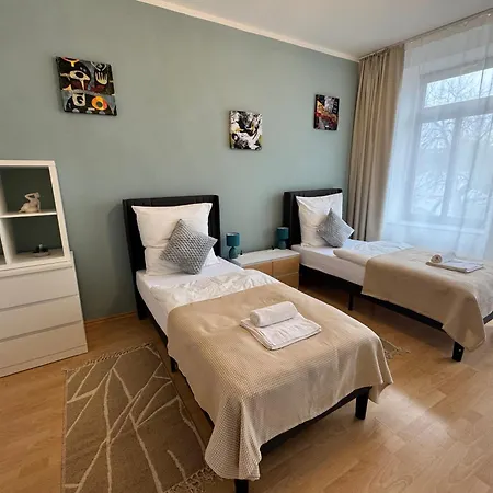 Arminos Large Group Apartment- 3 & 2 Wcs Apartamento *