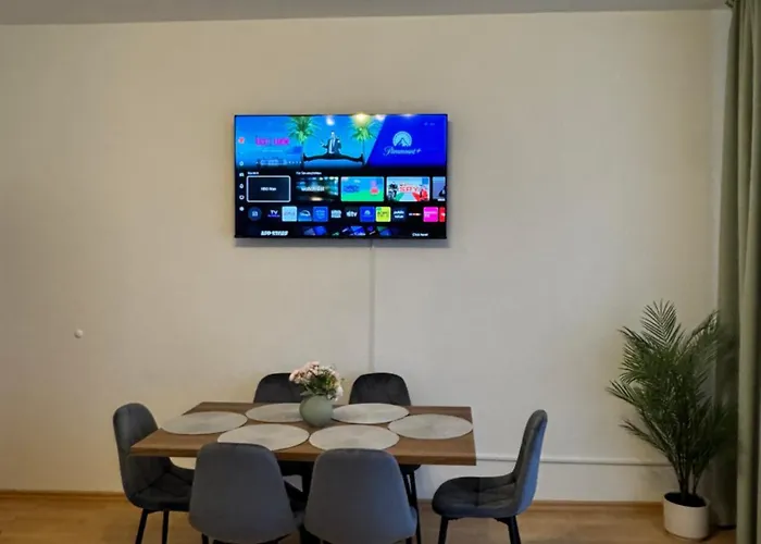 Arminos Large Group Apartment- 3 & 2 Wcs Apartman Chemnitz